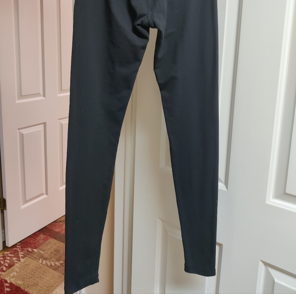 Lululemon long in length leggings. Size 8 Black